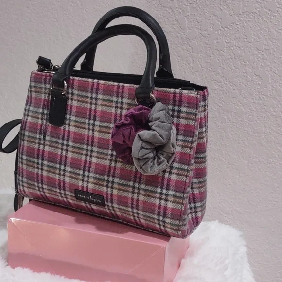 NANETTE LEPORE Satchel Bag. - Picture 13 of 17